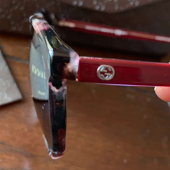 ⛔️SOLD⛔️Authentic Gucci 55m Azure Acetate Round - Picture 8 of 8